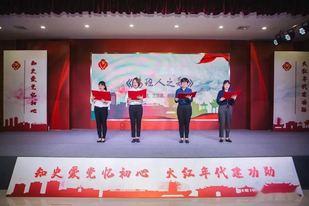 逃离残破的船只